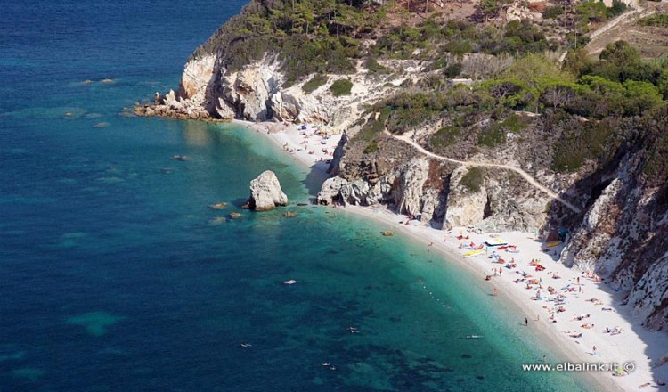Spiaggia Di Sansone A Portoferraio Bellezza Dellisola Delba