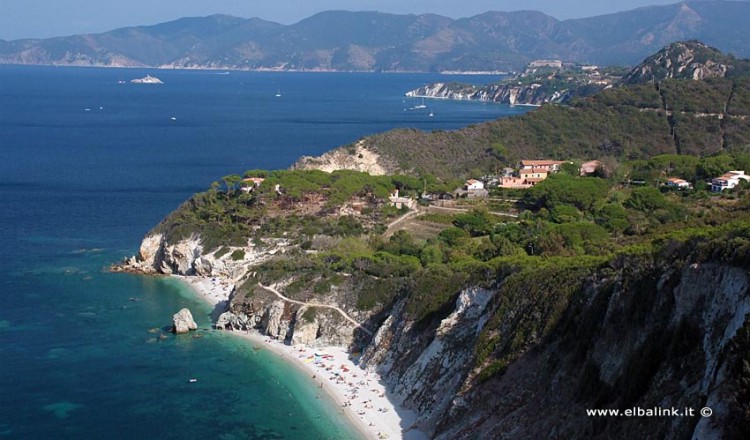 Spiaggia Di Sansone A Portoferraio Bellezza Dellisola Delba